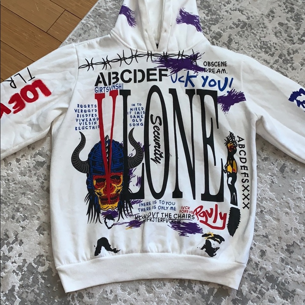Graffiti Vlone hoodie